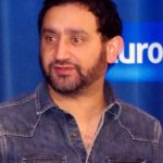 cyril hanouna net