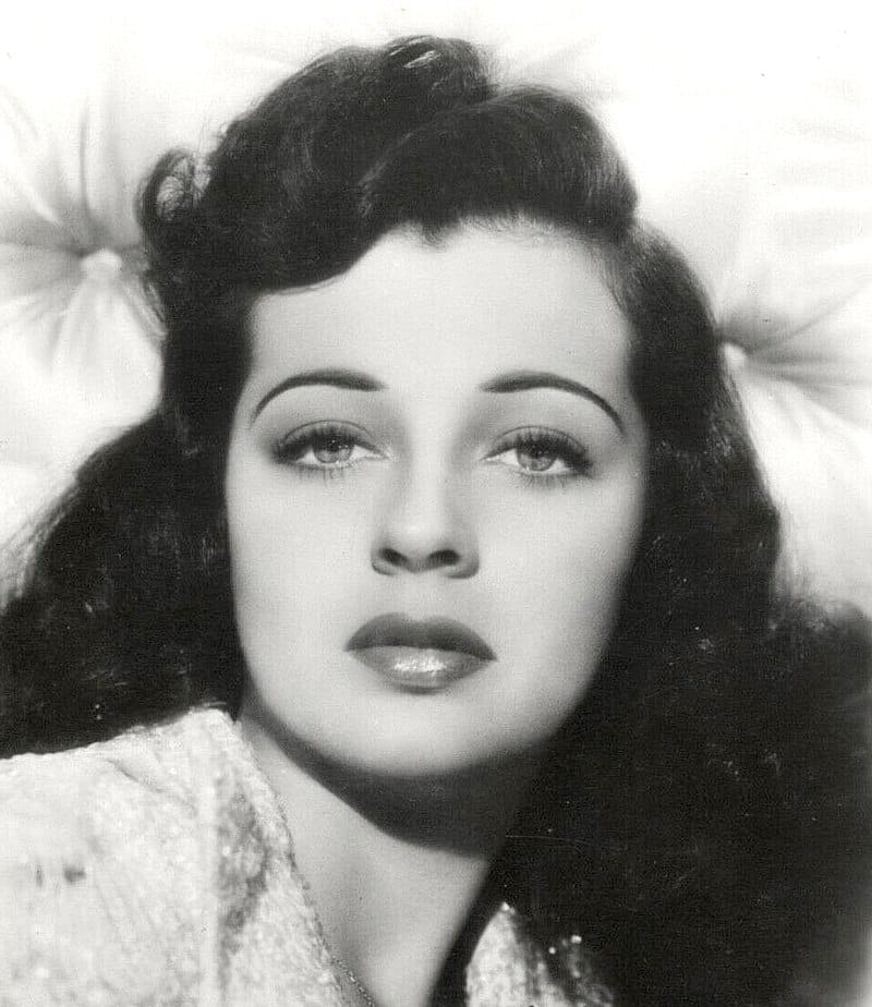 gail russell net worth 2024